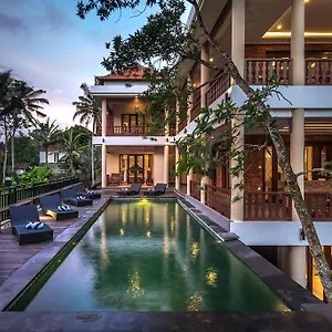 Gefecon 4*, Ubud Indonesien